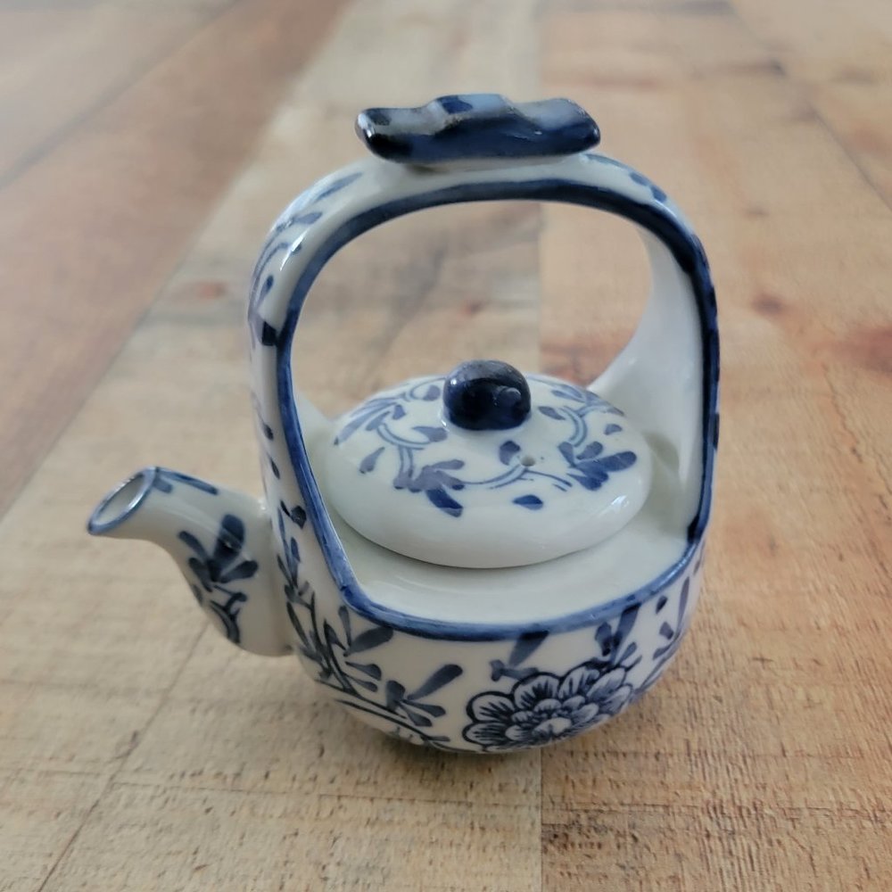 Dainty White and Blue Flower Mini Teapot